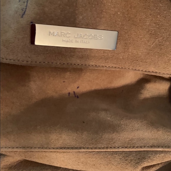 Vintage Marc Jacobs Venetia bag in Petunia - Picture 9 of 13